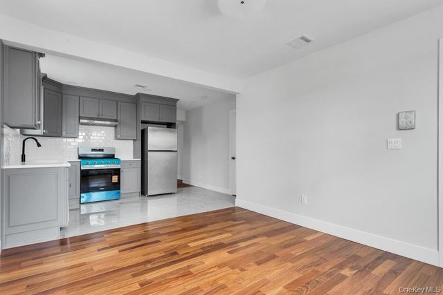 243 Maple Avenue 1A, Rockville Centre, NY 11570