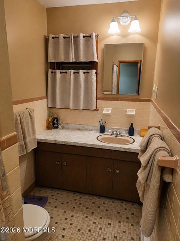 59 Kennedy Street, Freehold, NJ 07728