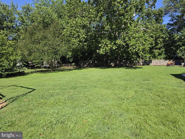 416 EARLS RD, Middle River, MD 21220