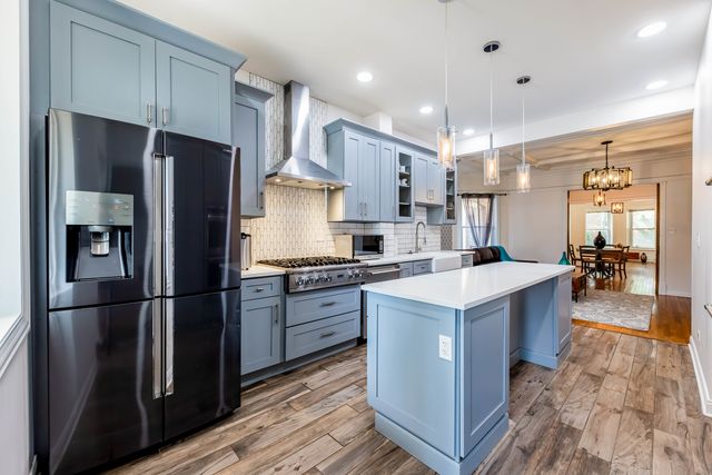 5403 S Greenwood Avenue, Chicago, IL 60615