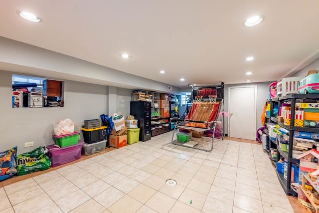 5403 S Greenwood Avenue, Chicago, IL 60615