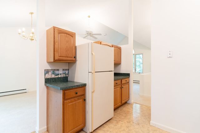 611 Henshaw St, Leicester, MA 01542