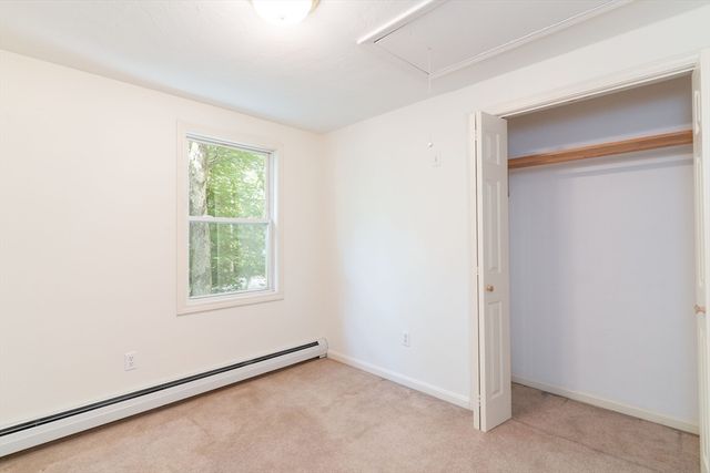 611 Henshaw St, Leicester, MA 01542