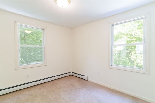 611 Henshaw St, Leicester, MA 01542