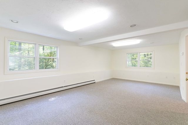 611 Henshaw St, Leicester, MA 01542