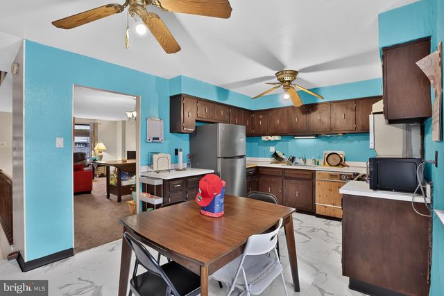 7819 VENUS PL, Philadelphia, PA 19153