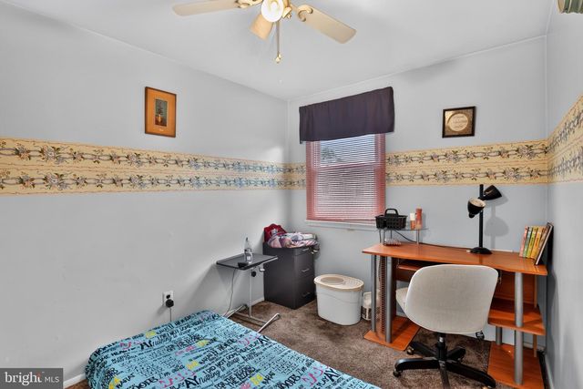 7819 VENUS PL, Philadelphia, PA 19153
