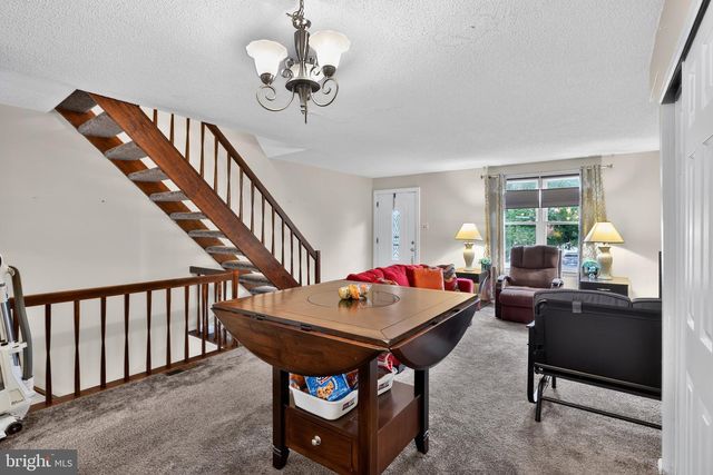 7819 VENUS PL, Philadelphia, PA 19153