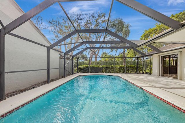 21356 Summertrace Circle, Boca Raton, FL 33428
