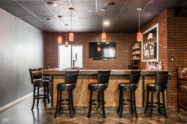 567 Amersham Court, Avon, IN 46123