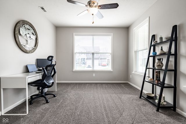 567 Amersham Court, Avon, IN 46123