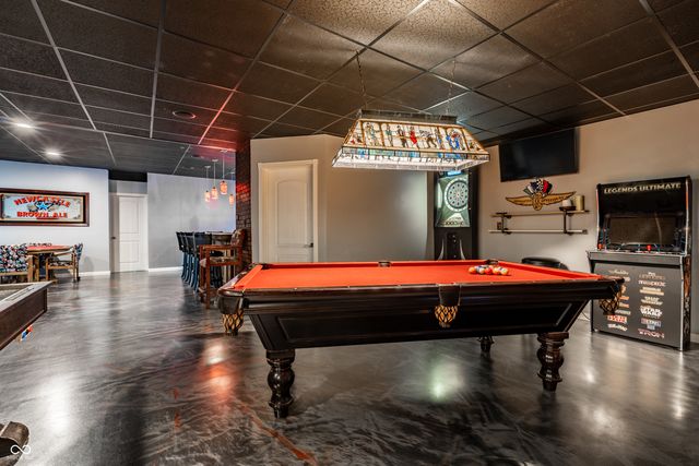 567 Amersham Court, Avon, IN 46123