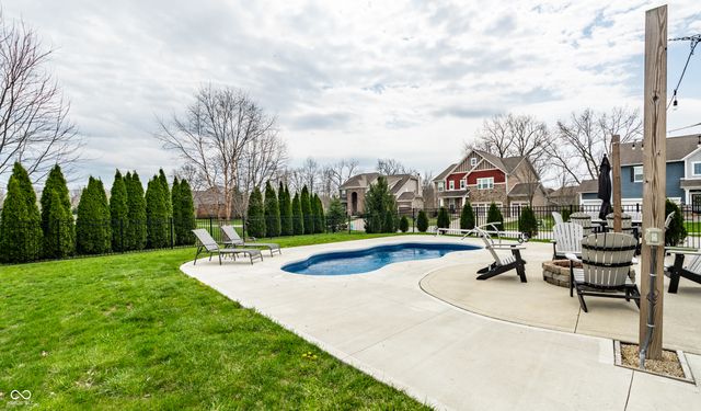 567 Amersham Court, Avon, IN 46123