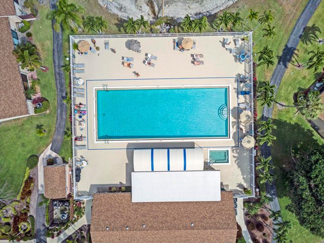 809 Sky Pine Way F, Greenacres, FL 33415