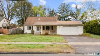 537 George Washington Road, Enfield, CT 06082