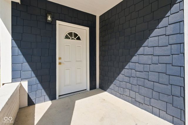 208 N Tacoma Avenue, Indianapolis, IN 46201