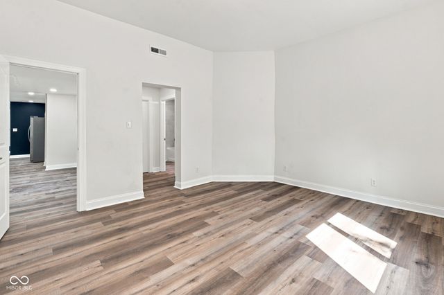 208 N Tacoma Avenue, Indianapolis, IN 46201