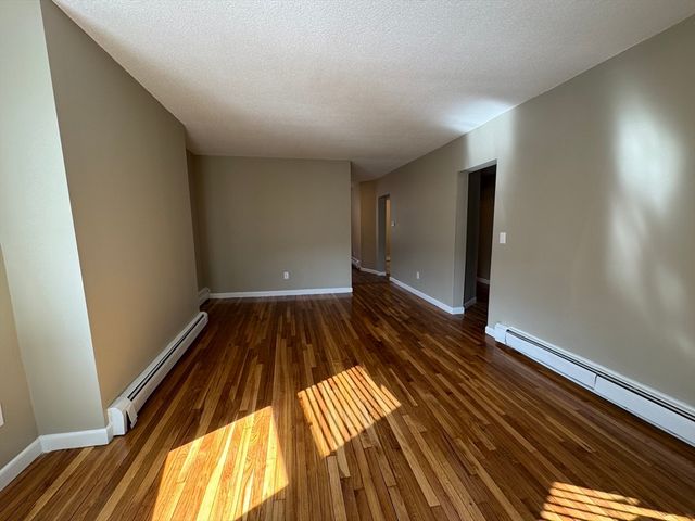 4 Albemarle Ct C, Boston, MA 02115