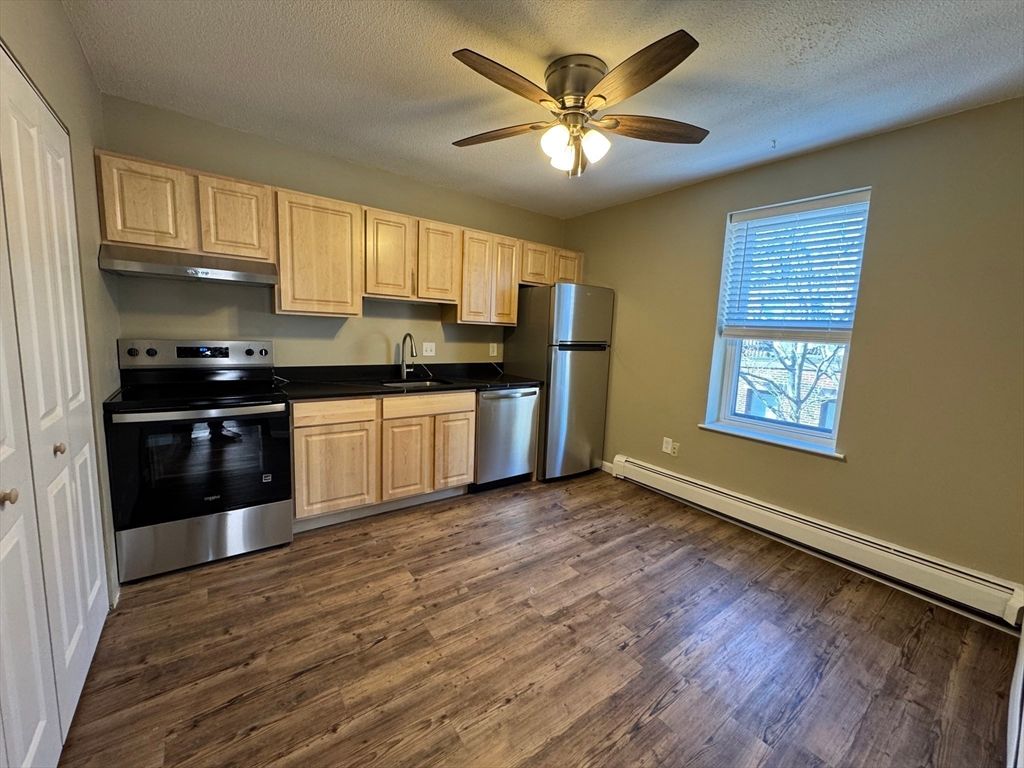 4 Albemarle Ct C, Boston, MA 02115