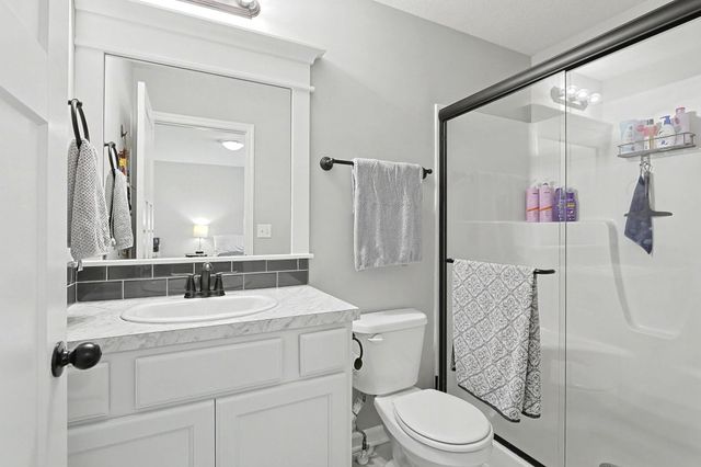 881 N Cloverleaf, Goddard, KS 67052