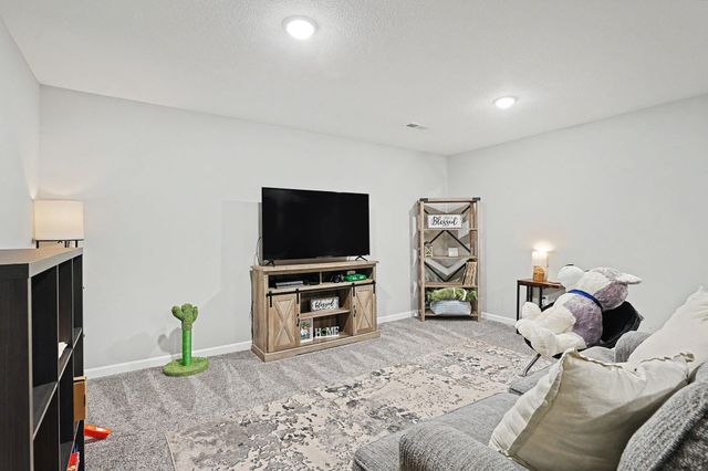 881 N Cloverleaf, Goddard, KS 67052