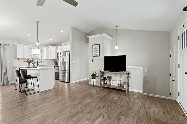 881 N Cloverleaf, Goddard, KS 67052
