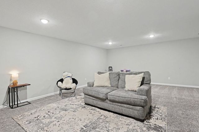 881 N Cloverleaf, Goddard, KS 67052