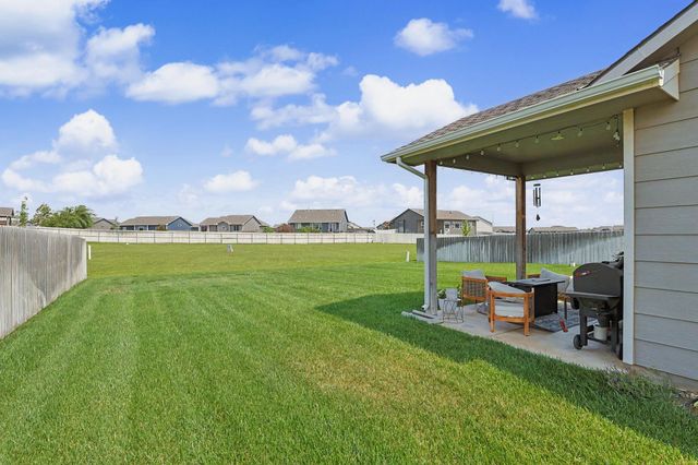 881 N Cloverleaf, Goddard, KS 67052