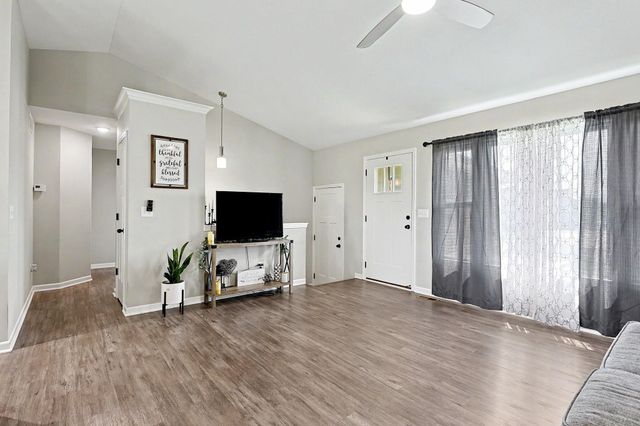 881 N Cloverleaf, Goddard, KS 67052