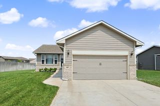 881 N Cloverleaf, Goddard, KS 67052