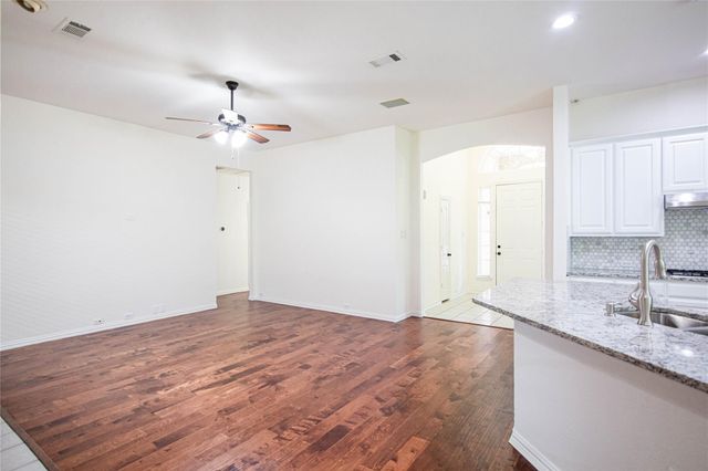 1029 Janus Drive, Carrollton, TX 75007