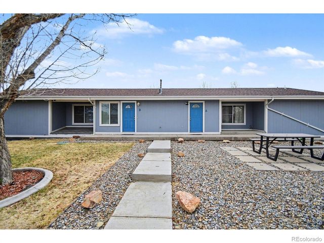 407 E Corona Avenue, Wiggins, CO 80654