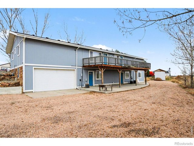 407 E Corona Avenue, Wiggins, CO 80654