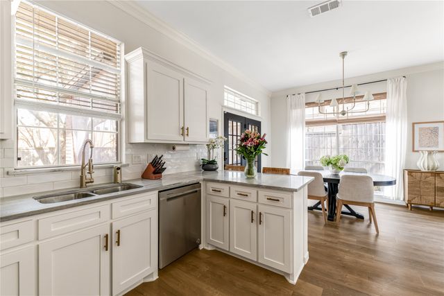 7205 Highland Heather Lane, Dallas, TX 75248