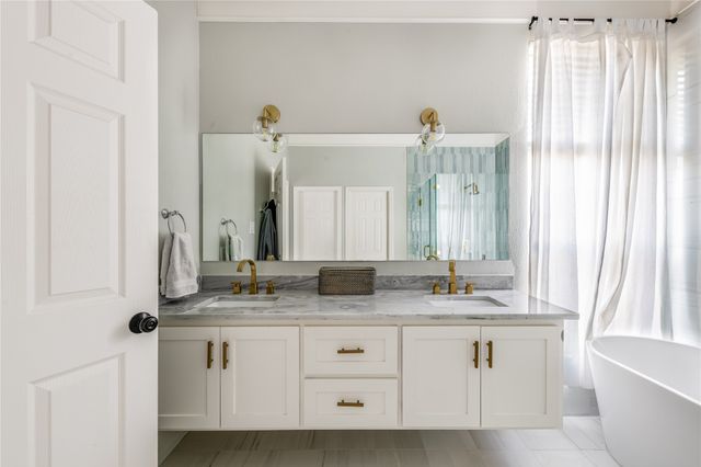 7205 Highland Heather Lane, Dallas, TX 75248