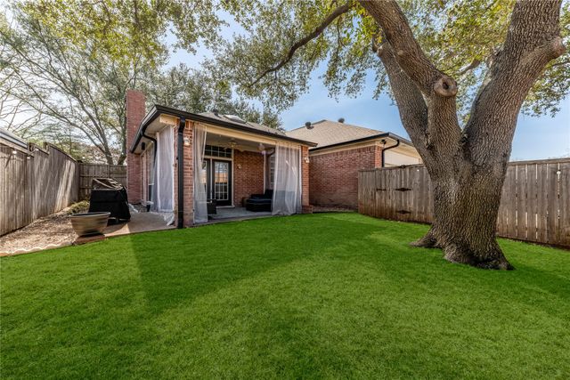 7205 Highland Heather Lane, Dallas, TX 75248