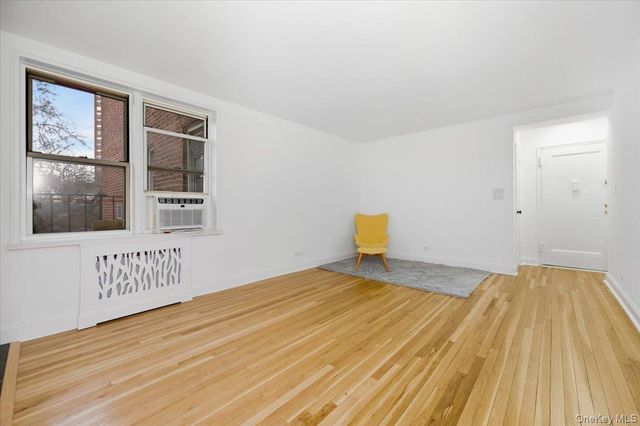 5645 Netherland Avenue 2F, Bronx, NY 10471