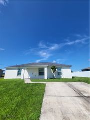 9031 S Indio CIR, Labelle, FL 33935