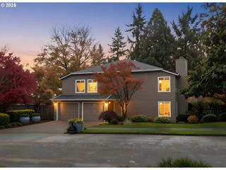 4280 BERNARD St, Lake Oswego, OR 97035