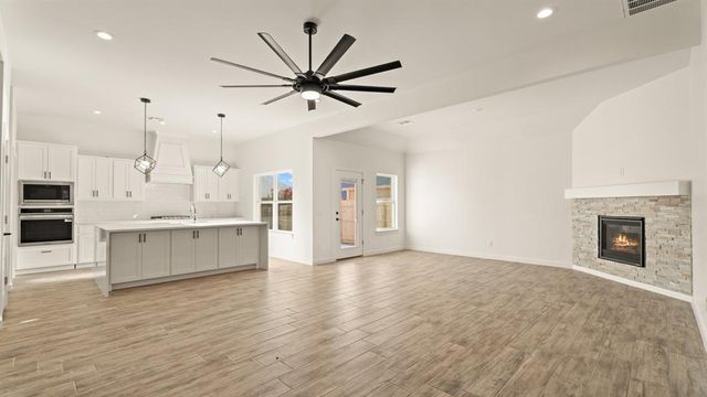 12800 NW 6th Street, Yukon, OK 73099