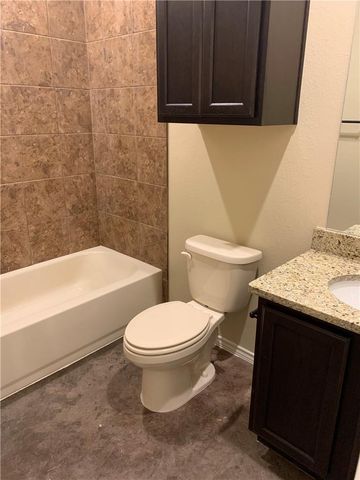 379 JOANNE LOOP B, Buda, TX 78610