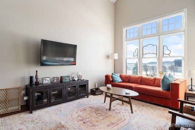 233 N Lakeshore Boulevard, Marquette, MI 49855