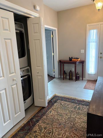 233 N Lakeshore Boulevard, Marquette, MI 49855