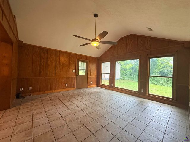 127 Kirkwood Circle, Warner Robins, GA 31088