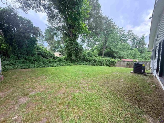 127 Kirkwood Circle, Warner Robins, GA 31088