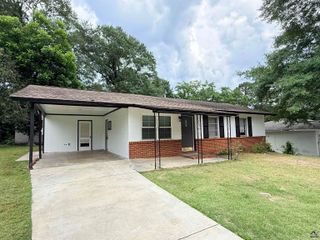 127 Kirkwood Circle, Warner Robins, GA 31088
