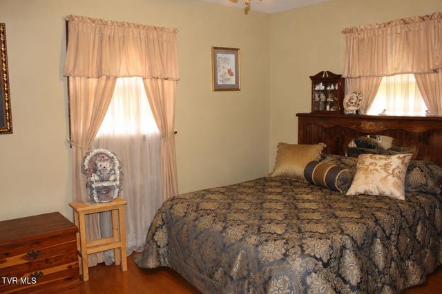 151 Hospital Drive, Pennington Gap, VA 24277