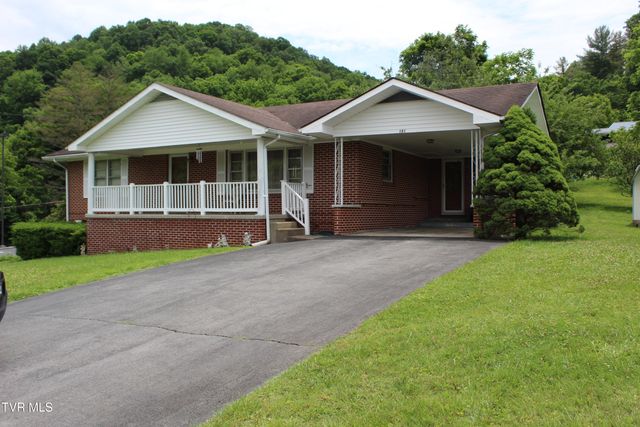 151 Hospital Drive, Pennington Gap, VA 24277