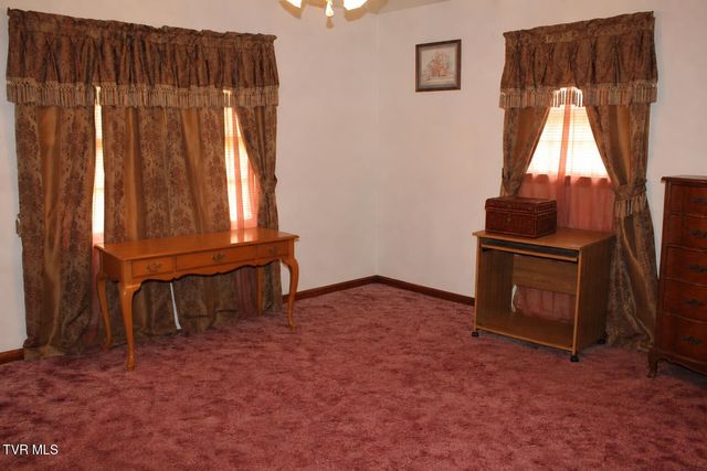 151 Hospital Drive, Pennington Gap, VA 24277