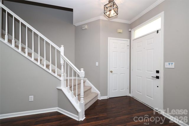 8306 Hornwood Court, Charlotte, NC 28215
